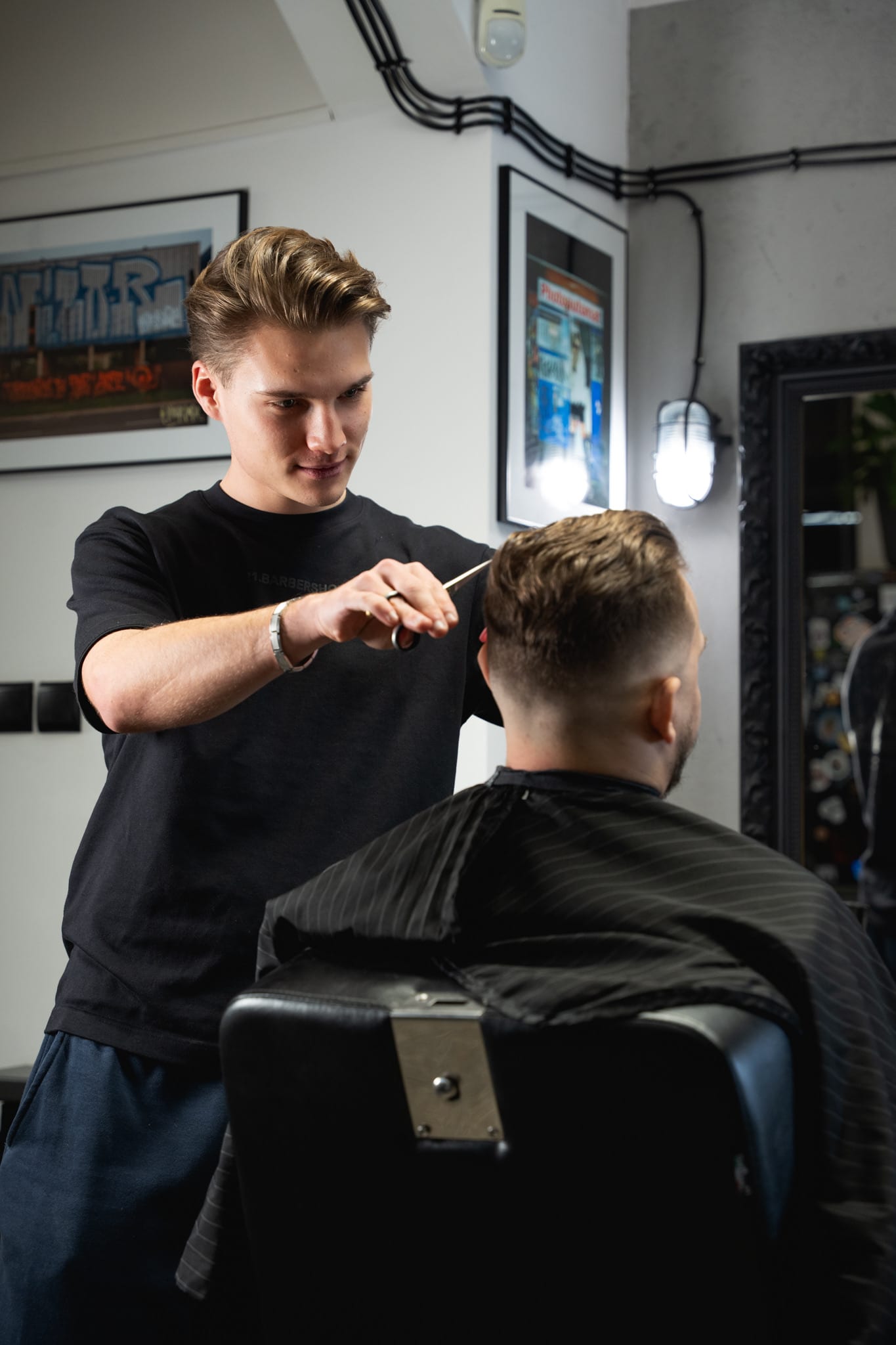 Szczepan Zieniewski — barber w 21.BARBERSHOP